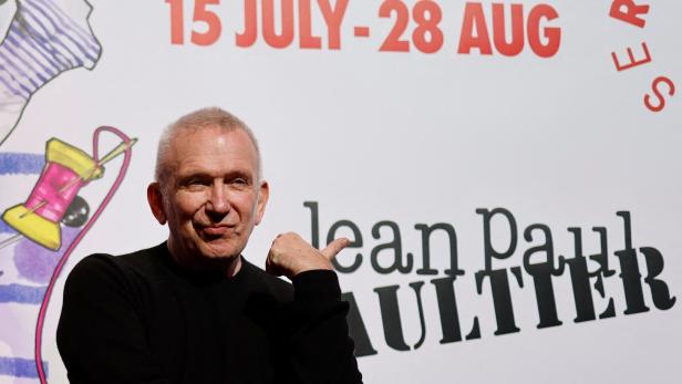 Modedesigner Jean Paul Gaultier wird 70: Nur ein halber Abschied