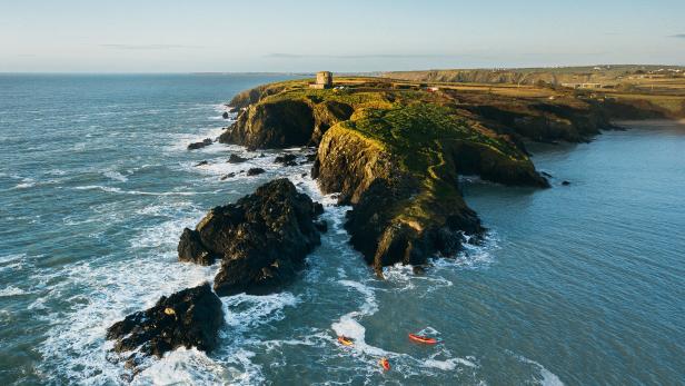 Von der grünen Insel ins blaue Wasser: Irlandtipps für Kajakfans