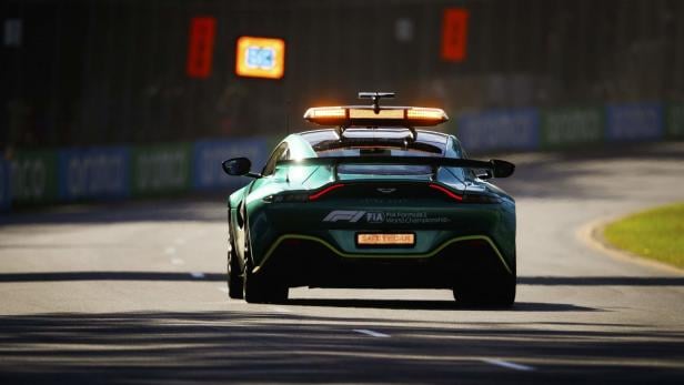 F1 Grand Prix of Australia Mercedes-AMG und Aston Martin: Die Formel-1-Safety Cars im Vergleich