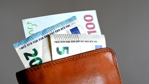 1,7 Millionen Menschen können unerwartete Ausgaben von 1.300 Euro nicht zahlen