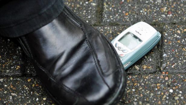 Nokia pfeift auf Mindestlöhne