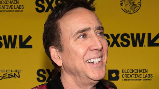 Nicolas Cage erreicht seine sportlichen Ziele durch Kelly Clarkson