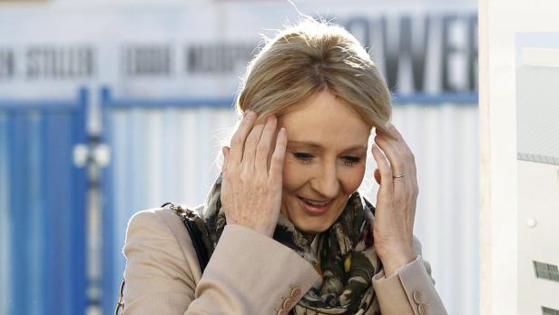 Die Engländerin Joanne K. Rowling, 49, schreibt die Krimis unter dem Pseudonym  Robert Galbraith