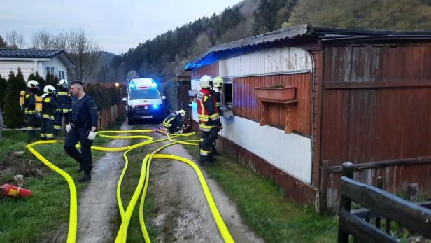 Gartenhütte auf Campingplatz in Lilienfeld geriet in Brand: Ein Todesopfer