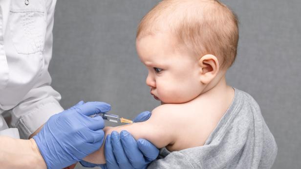 Nationales Impfgremium empfiehlt Impfung für Babys ab sechs Monaten mit Risiko