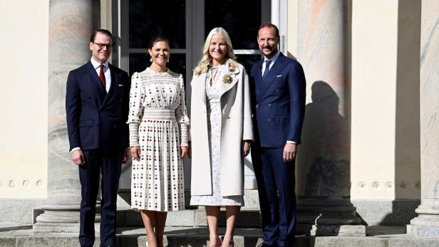 Wie der Zwillingslook der Royals hinter den Kulissen funktioniert