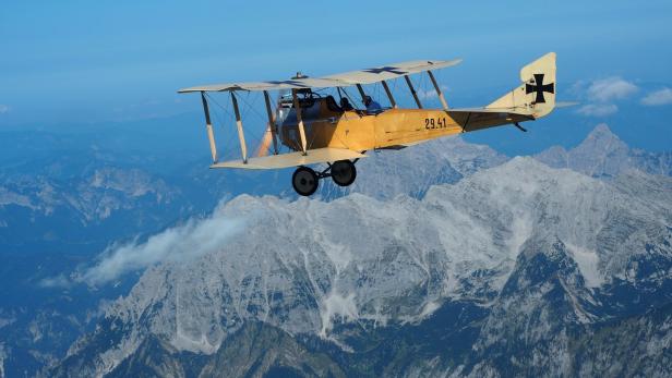 Craftlab Koloman Mayrhofer Pitten historische Flugzeuge