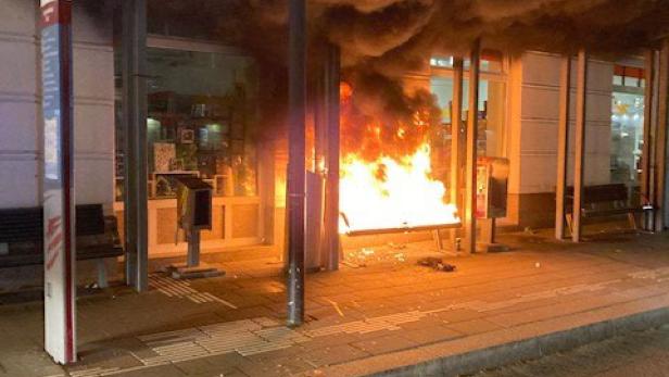 Polizisten löschten Feuer in St. Pöltens Innenstadt: 28-Jähriger ausgeforscht