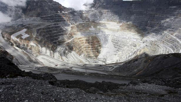 Gescheiterte Vulkanausbrüche bringen Kupferlagerstätten hervor