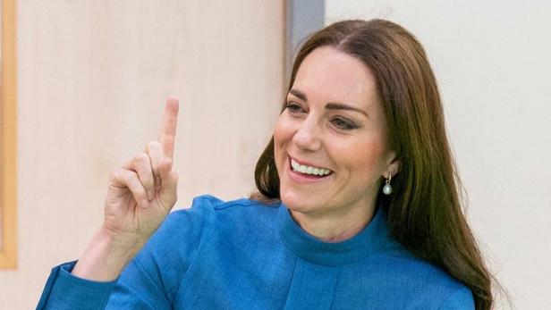Streberin: Herzogin Kate imponiert mit ihrem Wissen über Royals