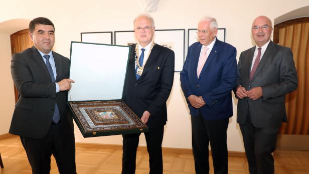 Stadt Krems empfängt Delegation aus Usbekistan