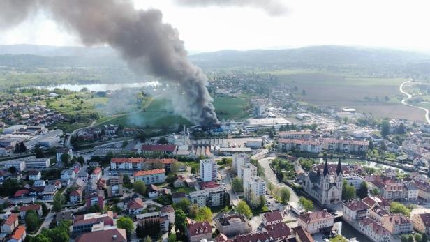 Heftige Explosion in einer Chemiefabrik in Slowenien