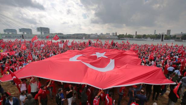 Köln: Am 31.Juli demonstrieren Zehntausende für Erdogan
