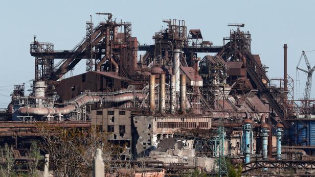 Im Asow-Stahlwerk in Mariupol halten sich noch immer bis zu 2.000 ukrainische Kämpfer verschanzt