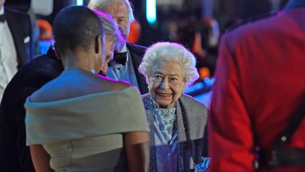 Jubiläums-Auftakt: Queen strahlt Gerüchte um ihre Gesundheit weg