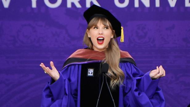 "Ihr werdet Mist bauen": Taylor Swift bekommt Ehrendoktorwürde