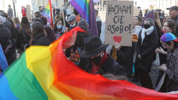 Proteste in Polen gegen LGBTQ-Ausgrenzung