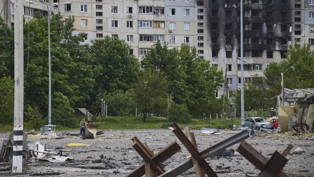 Kämpfe um Donbass im Osten der Ukraine, Angriffe auch auf Charkiw
