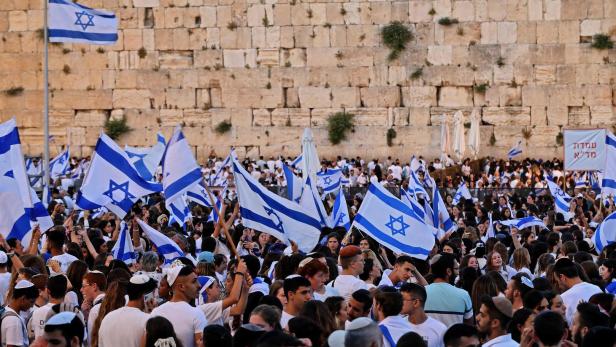 Neue Spannungen um "Flaggenmarsch" in Jerusalem