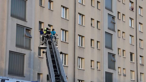 Panik bei Brand in Wien: Bewohner wollten in die Tiefe springen