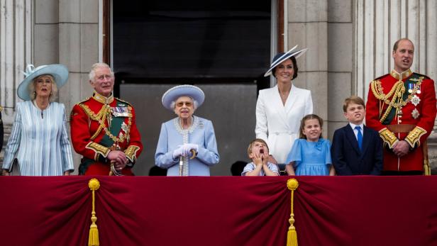 Expertin erklärt, warum die britischen Royals so faszinieren