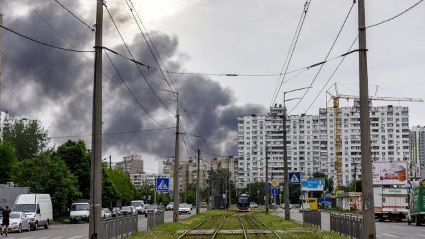 Nach Explosionen: Moskau bestätigt Raketenangriffe auf Kiew