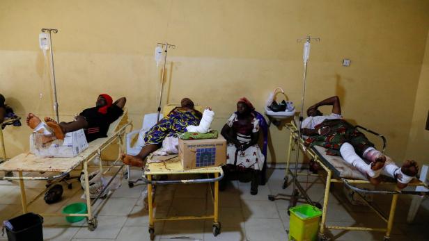 Angriff auf katholische Kirche in Nigeria: 100 Tote, darunter Kinder und Schwangere