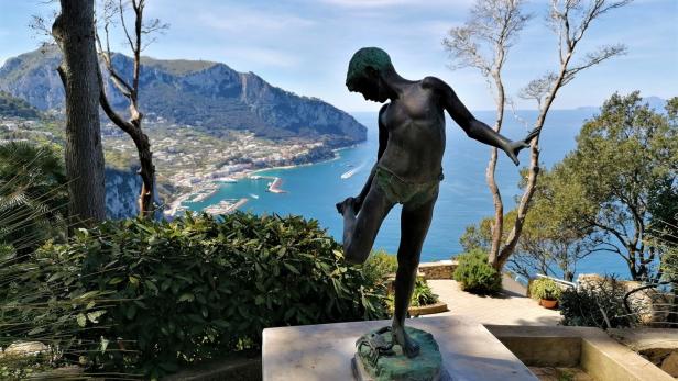 Nahaufnahme: Die Opium-Villa des Grafen Fersen auf Capri entdecken