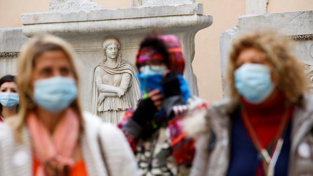Italien verlängert Maskenpflicht in Öffis + Über 4.200 Neuinfektionen in Ö