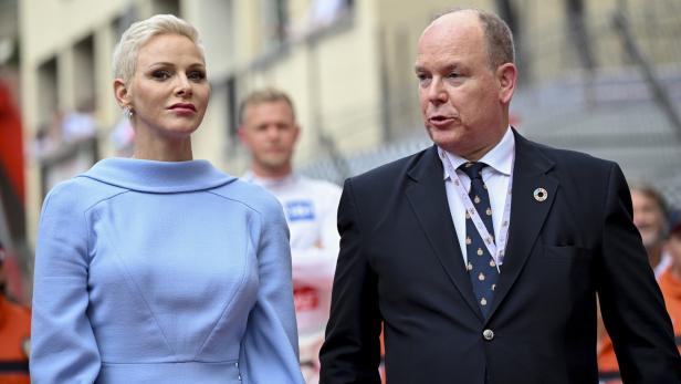 Fürst Albert und Charlène lächeln auf neuem Jahrestags-Foto Krisengerüchte weg