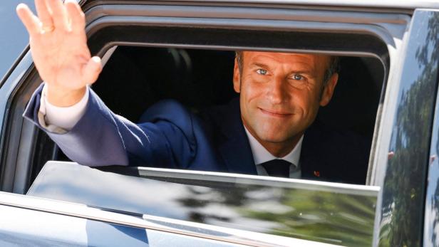 Französische Parlamentswahl: Macron bangt um Mehrheit