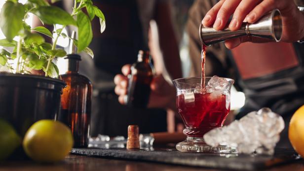 freizeit.tasting im Juli: Eintauchen in die Welt der Spirits
