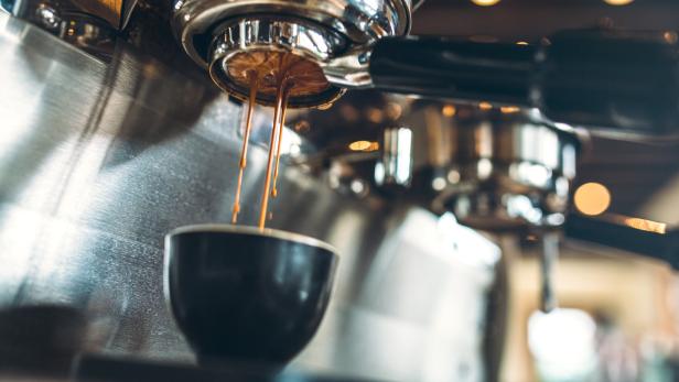Röstfrisch: So wird die eigene Küche zur Kaffeebar