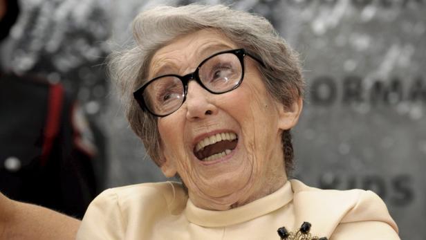 Frances Bay war Happy Gilmores Großmutter, sie spielte in "Seinfeld" und neben Jennifer Lopez in "Wedding Planer". "Schrullige Oma" Frances Bay ist tot