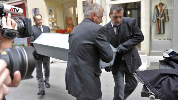 Rätsel um gefesselte Frauenleiche