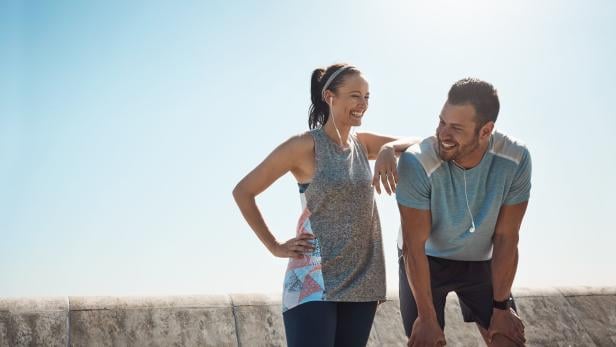 Step by Step: So gelingt dir mehr Leistung im Sport