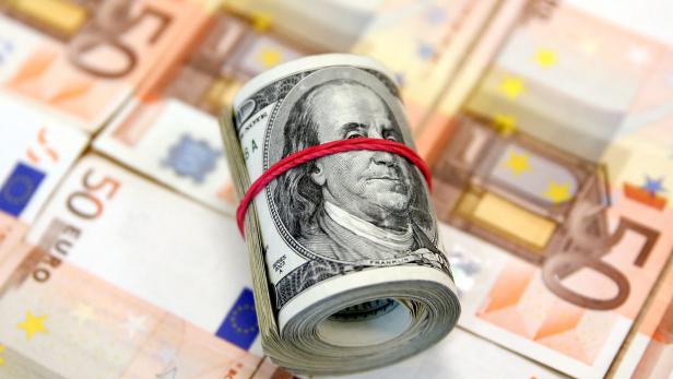 Euro auf US-Dollar-Parität gefallen