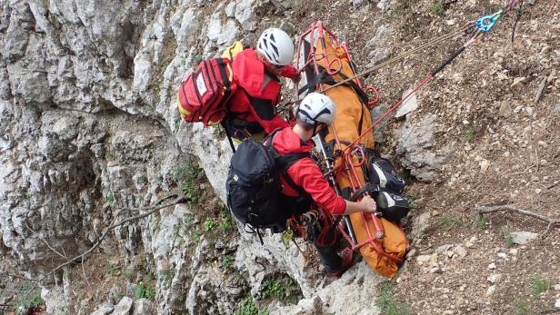 Alpinist stürzte in Tirol vor den Augen des Sohnes in den Tod