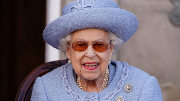 Queen: Oberhaupt des Commonwealth und "Verteidiger des Glaubens"