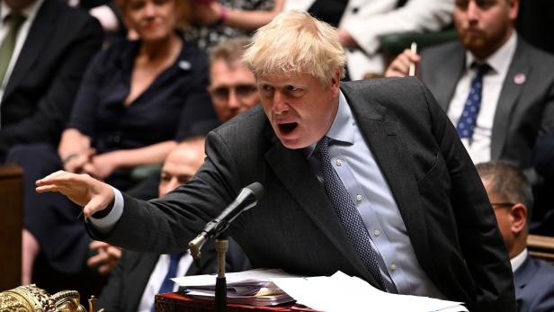 Boris Johnson redet im Londoner Unterhaus : „Man kann ihn nur lieben, oder hassen.“