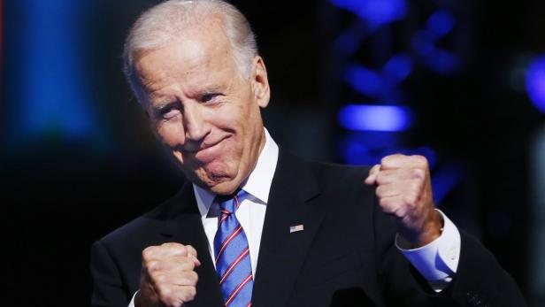 Joe Biden lobt Vorzüge einer Flinte im Haus