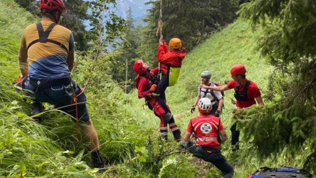 80-Meter-Absturz endete für Wanderin in Ebensee glimpflich