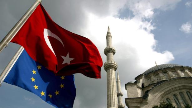 Türkei legt Beziehungen zu EU 2012 auf Eis