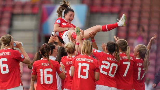 UEFA WOMEN'S EURO 2022: ÖSTERREICH - NORDIRLAND