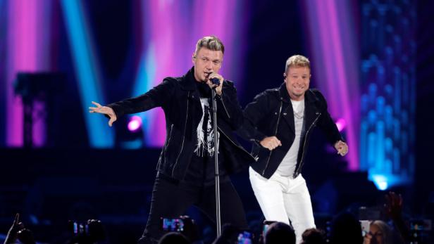 Backstreet Boys unterbrachen Konzert, nachdem Fan ohnmächtig wurde