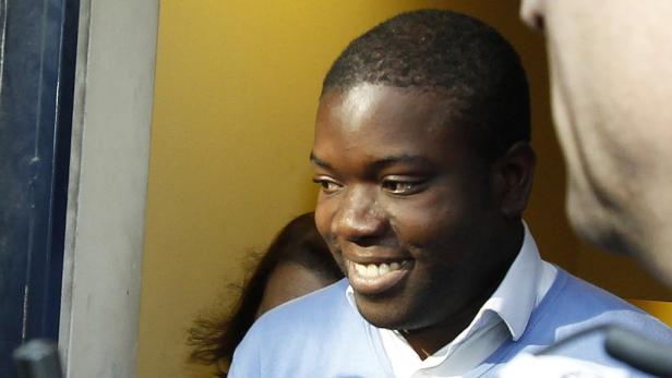 UBS-Händler Kweku Adoboli: Der mutmaßliche 31-jährige Täter soll den Milliardenverlust mit nicht genehmigten Transaktionen verursacht haben. UBS-Verlust noch größer als bisher bekannt