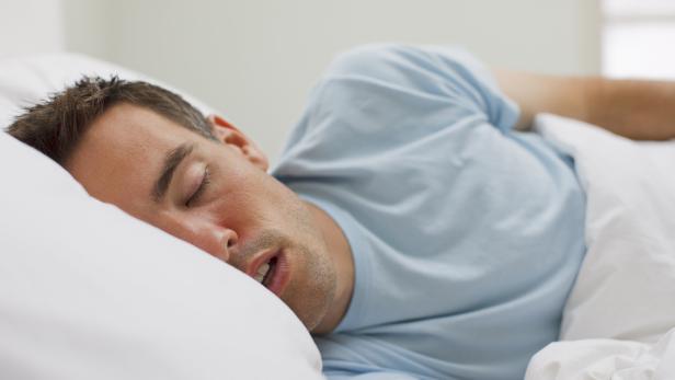 Immer deutlicher zeigen sich Zusammenhänge zwischen dauerhaft kurzer Schlafdauer und einem gehäuften Auftreten verschiedenster chronischer Erkrankungen.