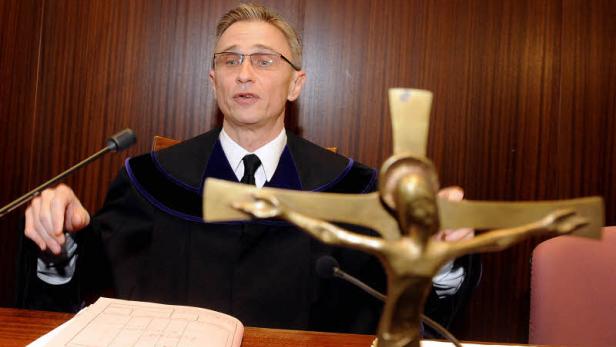 Disco-Rambo stieß Mann in Rollstuhl