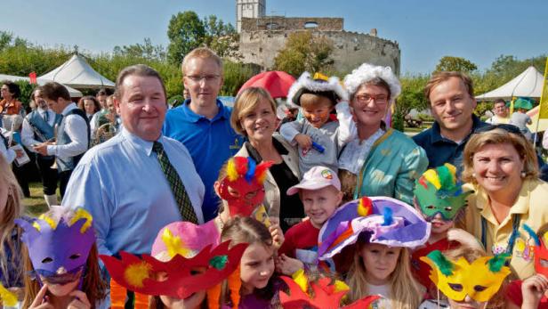 7500 Menschen stürmten die Schallaburg