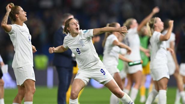 England im EM-Halbfinale: Das Mutterland feiert seine Töchter